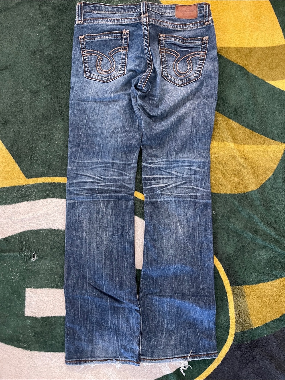 Big Star Blue Denim Flare Jeans with Embroidered Back Pockets. Size 29L